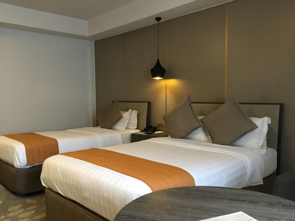 L'Fisher Hotel Μπακολόντ Εξωτερικό φωτογραφία